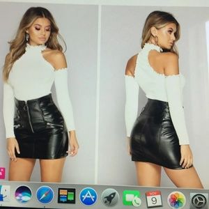 Ivory Ruffle Cold Shoulder Body Suit